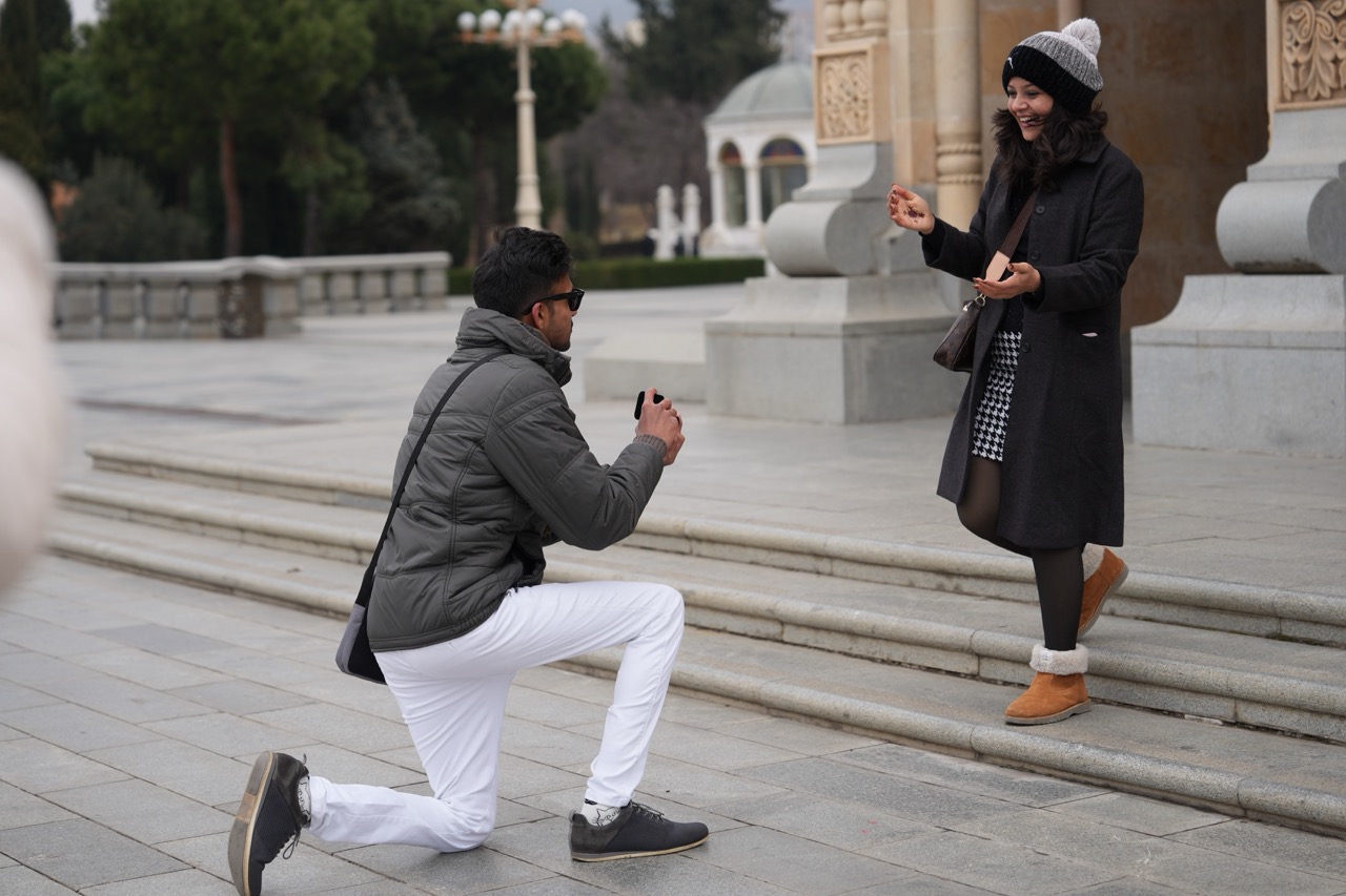 A7409466-Anshu-surprise-proposal-photography-in-Tbilisi