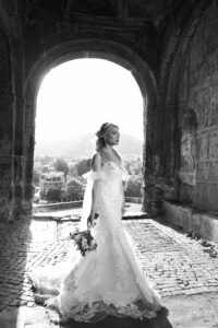 Black and white wedding photo taken at the Metekhi Church in old Tbilisi by Artmakers Studio Black and white wedding photo taken at the Metekhi Church in old Tbilisi by Artmakers Studio