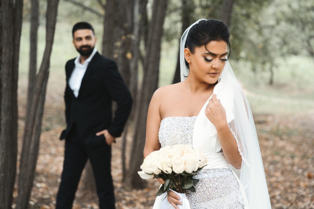 Romantic Wedding photography in the woods at the Turtle lake, Tbilisi by Artmakers Studio Romantic Wedding photography in the woods at the Turtle lake, Tbilisi by Artmakers Studio
