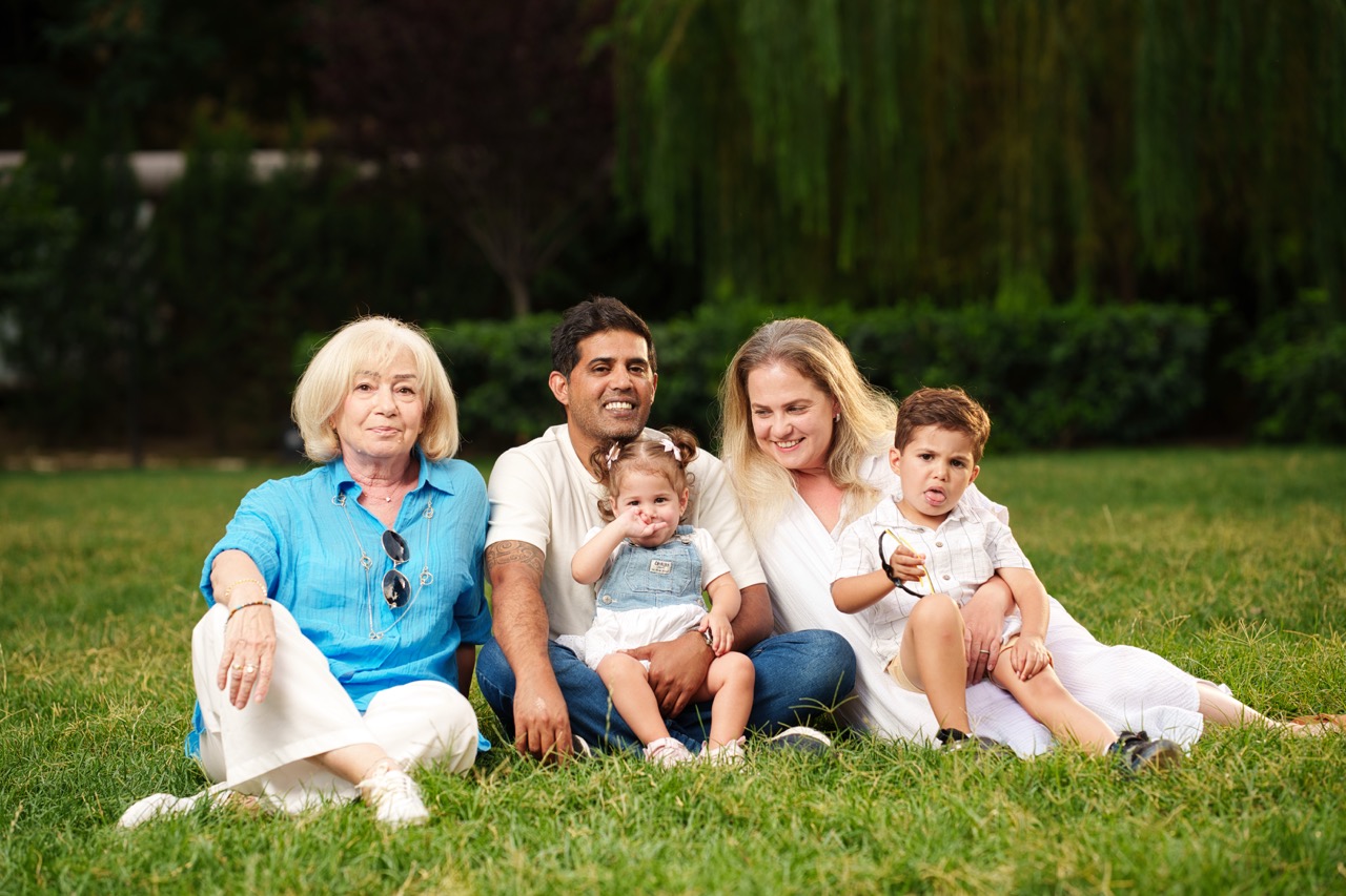 A7407027 Alisa – family photo shoot – Tbilisi – Georgia copy Large