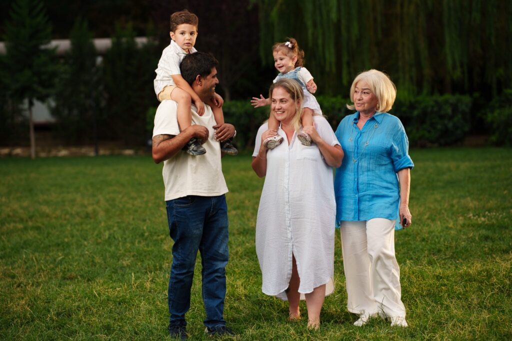 A7407044 Alisa – family photo shoot – Tbilisi – Georgia copy Large