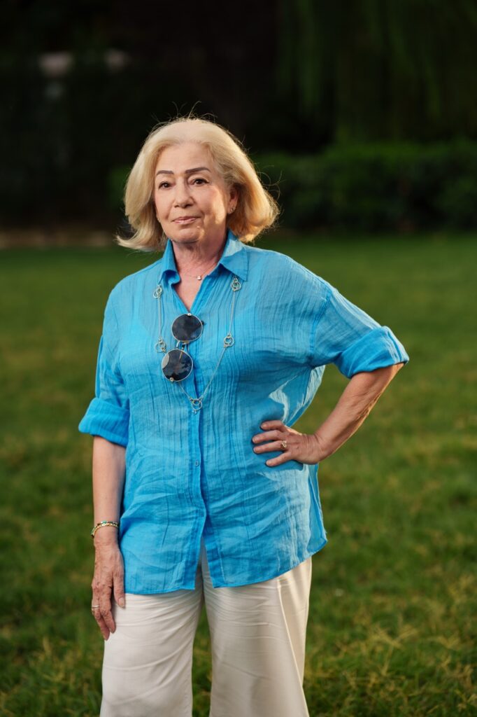 A7407065 Alisa – family photo shoot – Tbilisi – Georgia copy Large