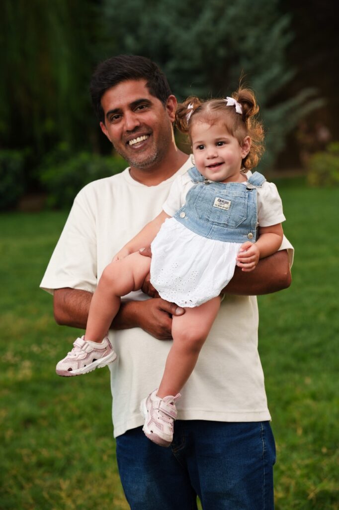 A7407086 Alisa – family photo shoot – Tbilisi – Georgia copy Large