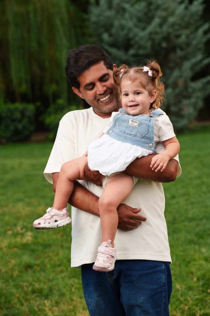 A7407102 Alisa – family photo shoot – Tbilisi – Georgia copy Large