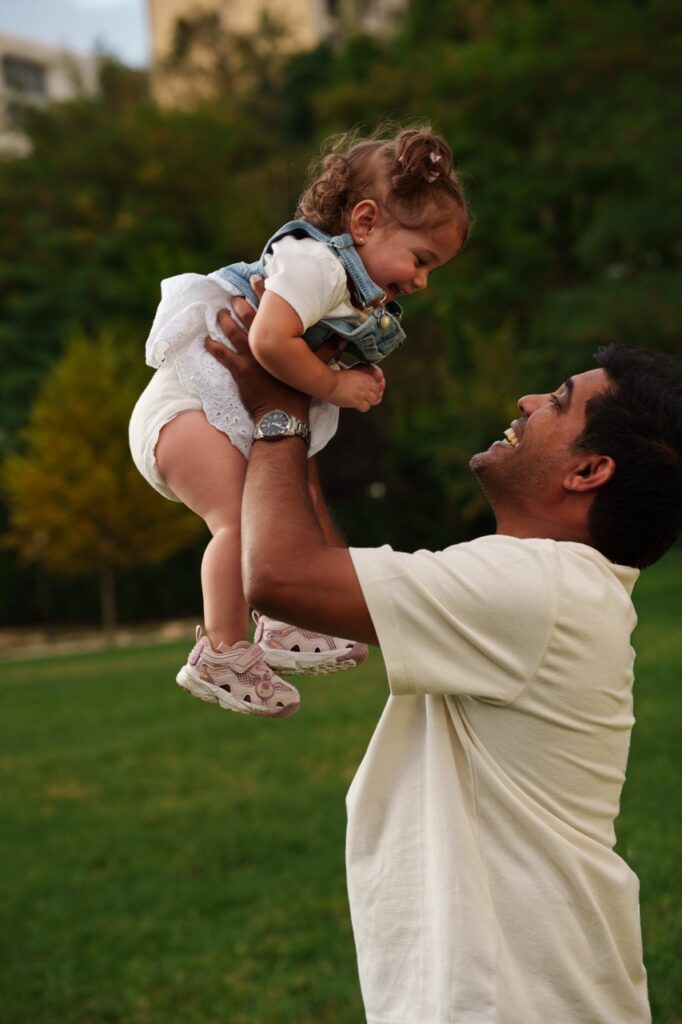 A7407108 Alisa – family photo shoot – Tbilisi – Georgia copy Large